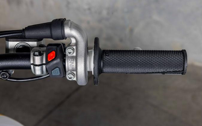 2027 Husqvarna TC 250 - VM250865