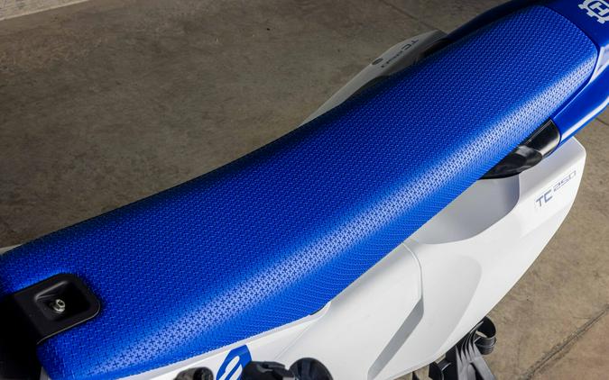 2027 Husqvarna TC 250 - VM250865