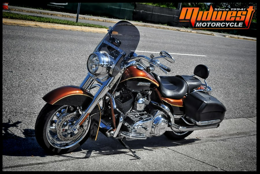 2008 Harley-Davidson® CVO ROAD KING