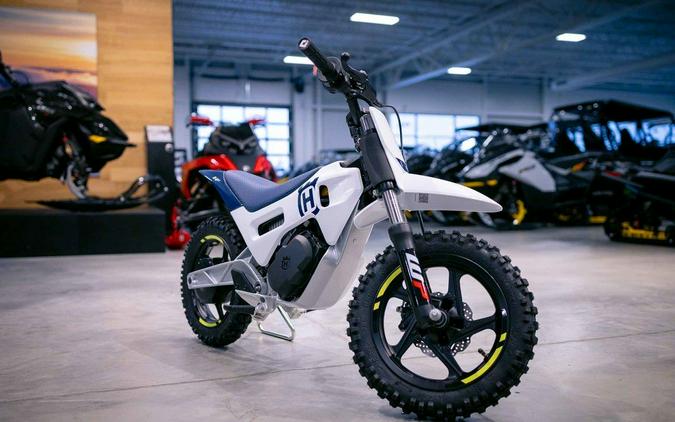 2024 Husqvarna® EE 2