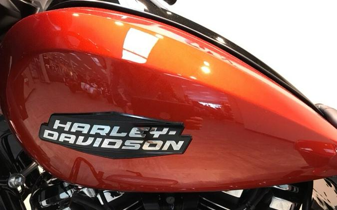 2024 Harley-Davidson® Street Glide® Whiskey Fire