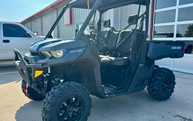 2025 Can-Am™ Defender XT HD10