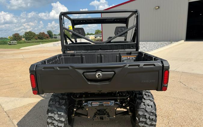 2026 Can-Am Defender HD7