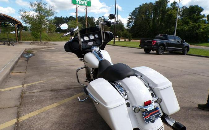 2016 Harley-Davidson® FLHX - Street Glide®