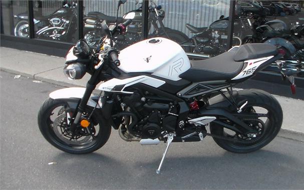 2024 Triumph Street Triple 765 R