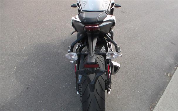 2024 Triumph Street Triple 765 R