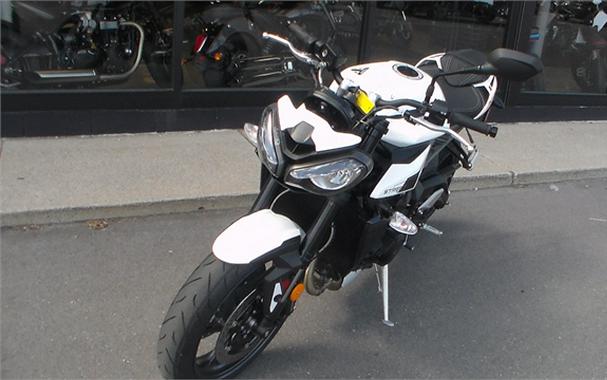 2024 Triumph Street Triple 765 R