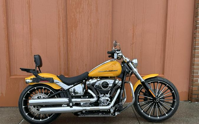 Harley-Davidson® Breakout™ Centerline