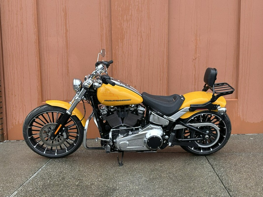 Harley-Davidson® Breakout™ Centerline