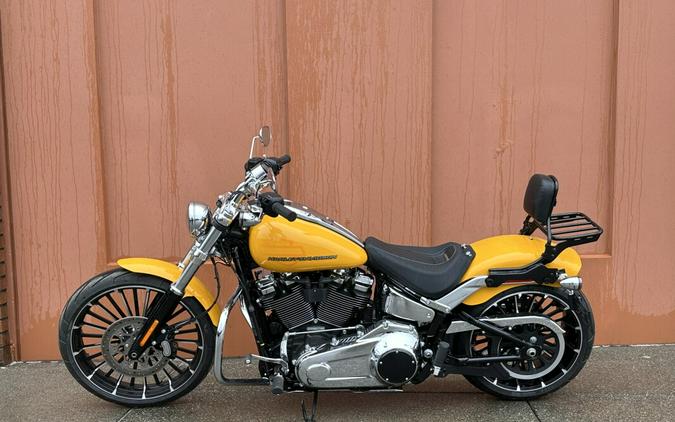 Harley-Davidson® Breakout™ Centerline