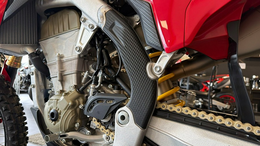 2026 Ducati DESMO450 MX FACTORY R