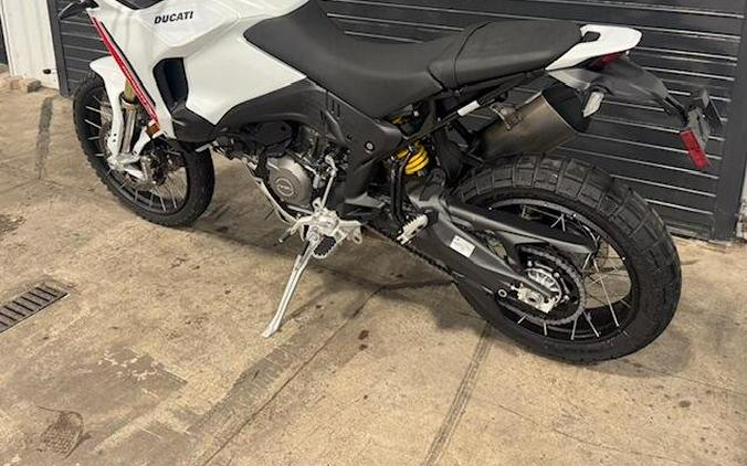 2026 Ducati DESERT X V2