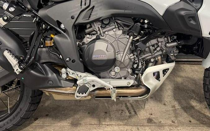 2026 Ducati DESERT X V2