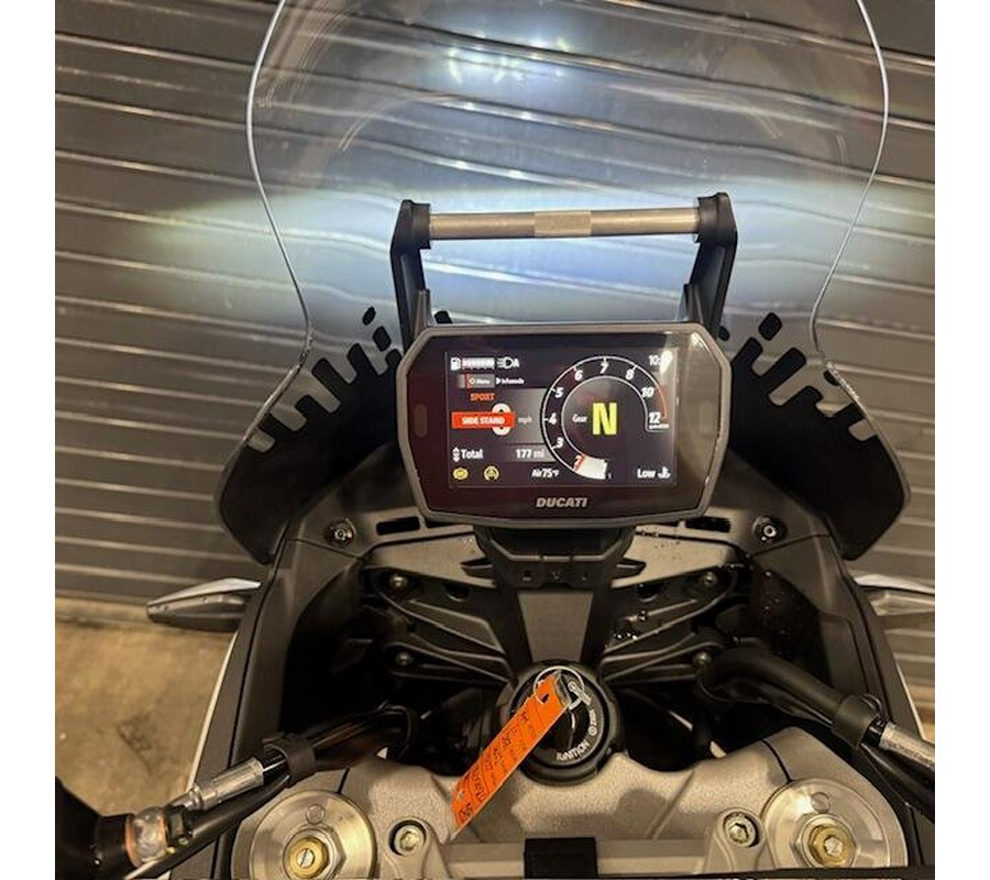 2026 Ducati DESERT X V2