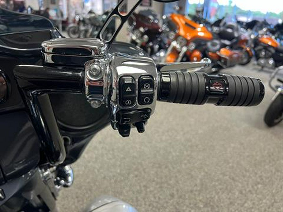 2019 Harley-Davidson CVO™ Street Glide®