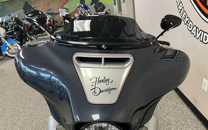 2019 Harley-Davidson CVO™ Street Glide®