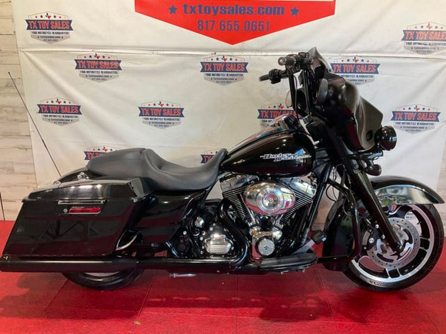 2012 Harley-Davidson Street Glide Base