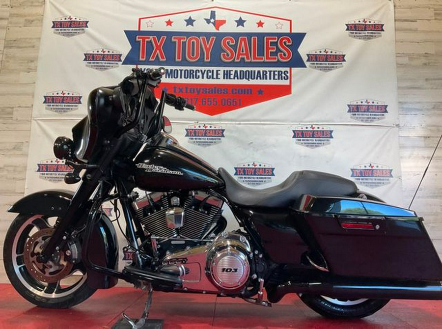 2012 Harley-Davidson Street Glide Base