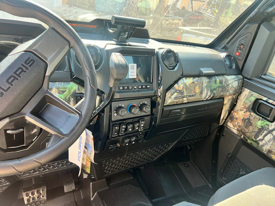 2025 Polaris R25X6W1RB9