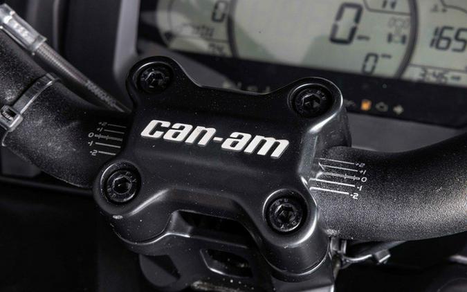 2026 Can-Am Outlander MAX Backcountry