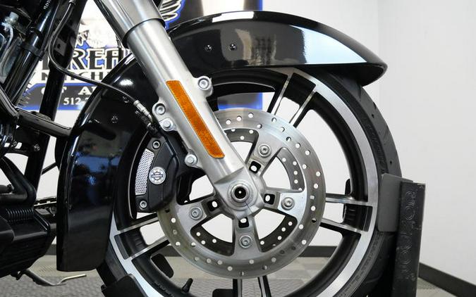 2016 Harley-Davidson® FLHX - Street Glide®