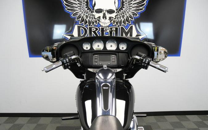 2016 Harley-Davidson® FLHX - Street Glide®