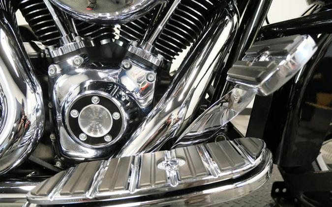 2016 Harley-Davidson® FLHX - Street Glide®