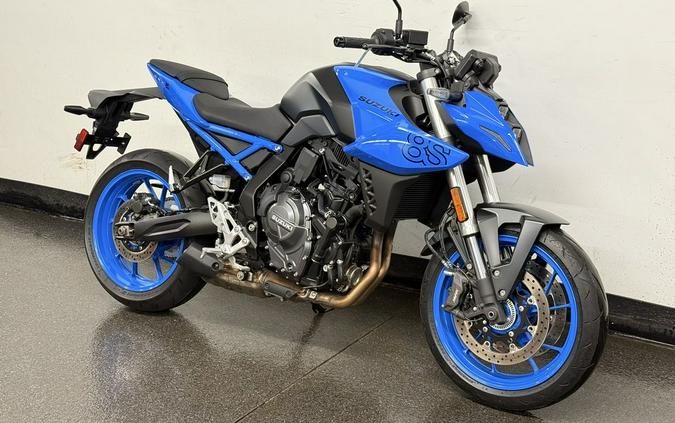 2024 Suzuki GSX-8S