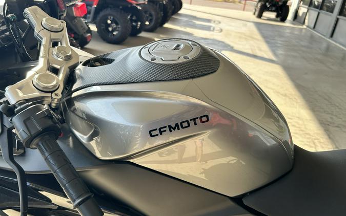 2025 CFMOTO 300SS