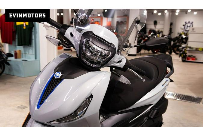 2027 Piaggio BV 400 S