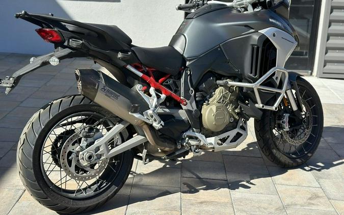 2022 Ducati Multistrada V4S Aviator Grey / Spoked Wheels