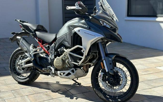 2022 Ducati Multistrada V4S Aviator Grey / Spoked Wheels