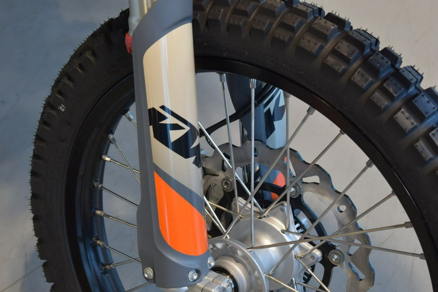 2024 KTM 690 Enduro R