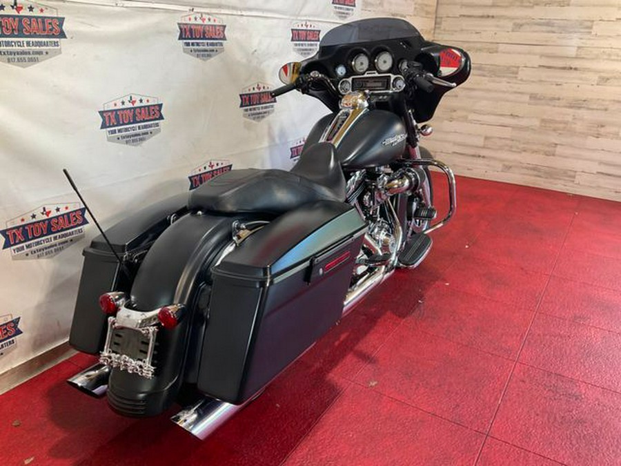 2012 Harley-Davidson Street Glide Base