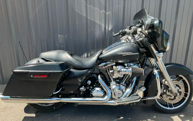 2012 Harley-Davidson Street Glide Base