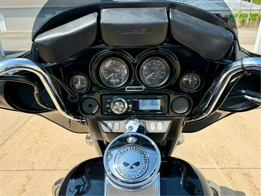 2004 Harley-Davidson FLHT/FLHTI Electra Glide® Standard
