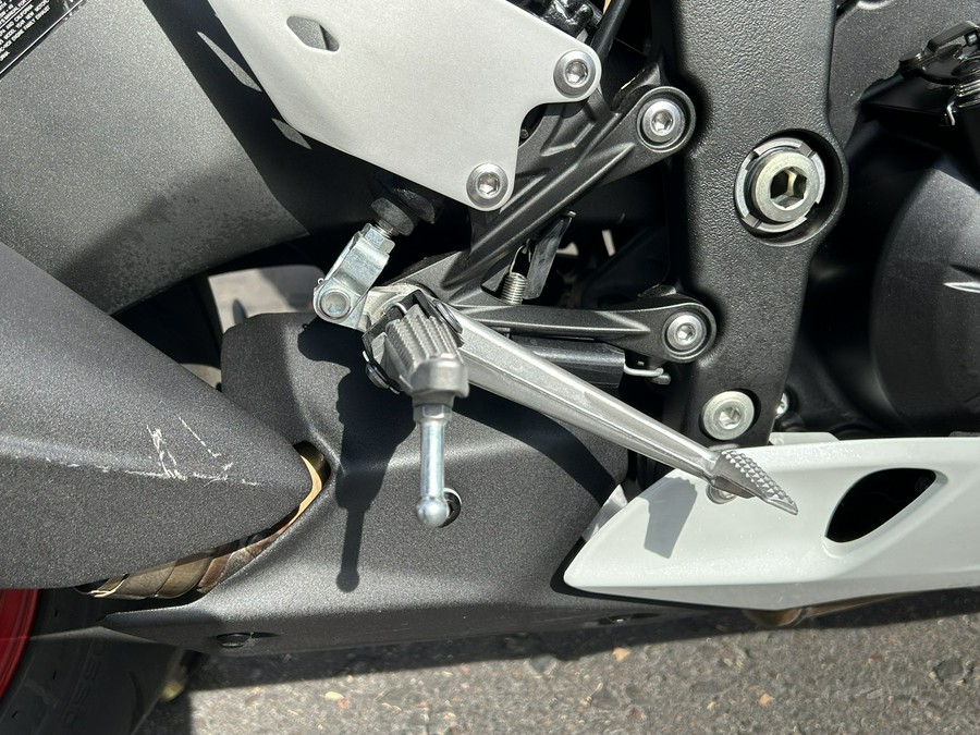 2025 Kawasaki Ninja ZX-6R ABS