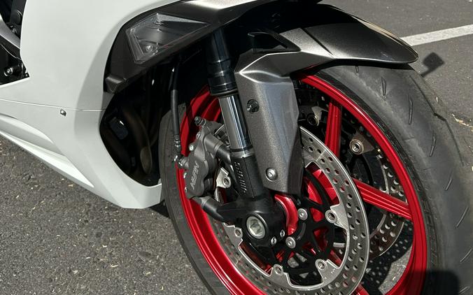 2025 Kawasaki Ninja ZX-6R ABS