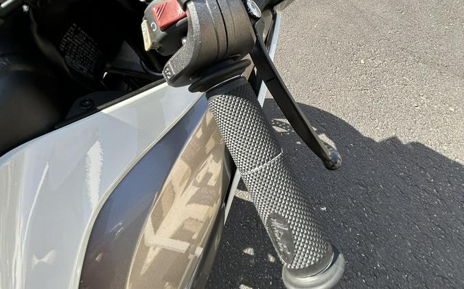 2025 Kawasaki Ninja ZX-6R ABS