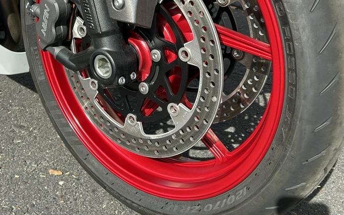 2025 Kawasaki Ninja ZX-6R ABS