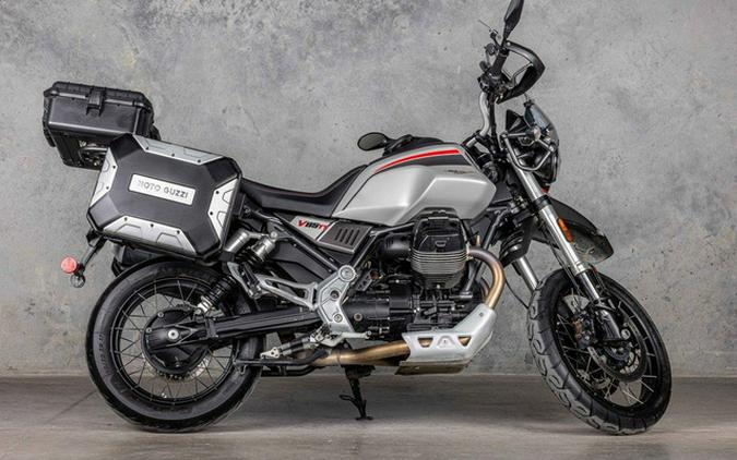 2022 Moto Guzzi V85 TT Guardia dOnore E5