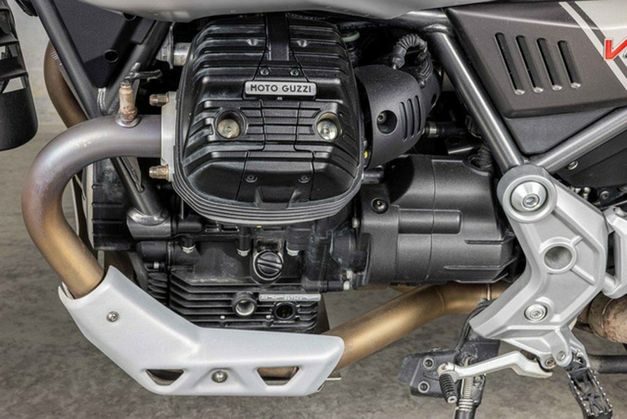2022 Moto Guzzi V85 TT Guardia dOnore E5