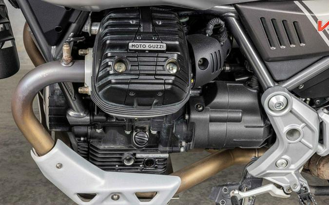 2022 Moto Guzzi V85 TT Guardia dOnore E5