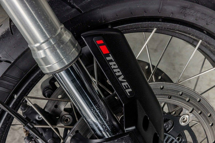 2022 Moto Guzzi V85 TT Guardia dOnore E5