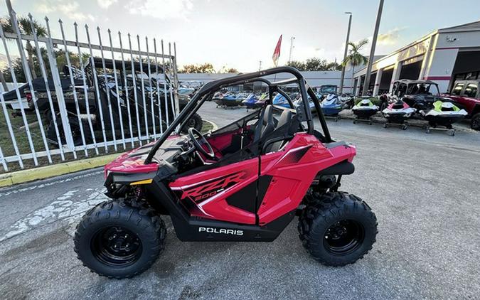 2026 Polaris RZR 200 EFI