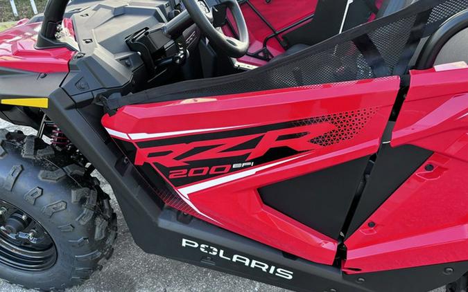2026 Polaris RZR 200 EFI