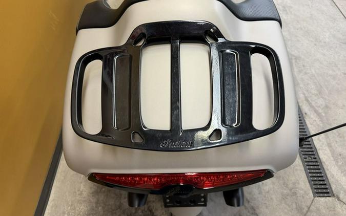 2023 Indian Roadmaster Dark Horse Silver Quartz Smoke