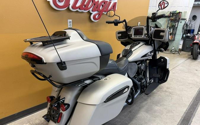 2023 Indian Roadmaster Dark Horse Silver Quartz Smoke