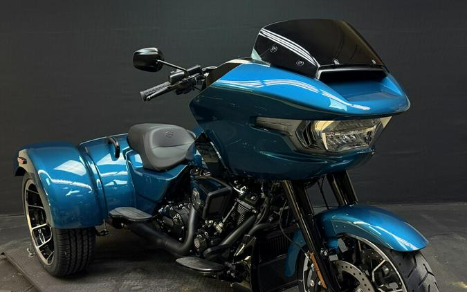 Harley-Davidson® Road Glide 3 2026 FLTRT TEAL THUNDER