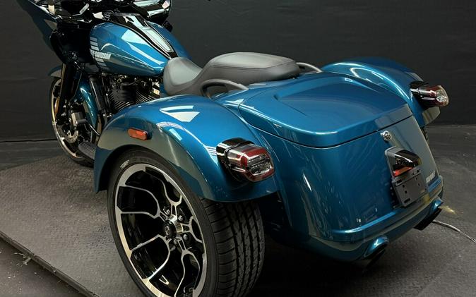 Harley-Davidson® Road Glide 3 2026 FLTRT TEAL THUNDER